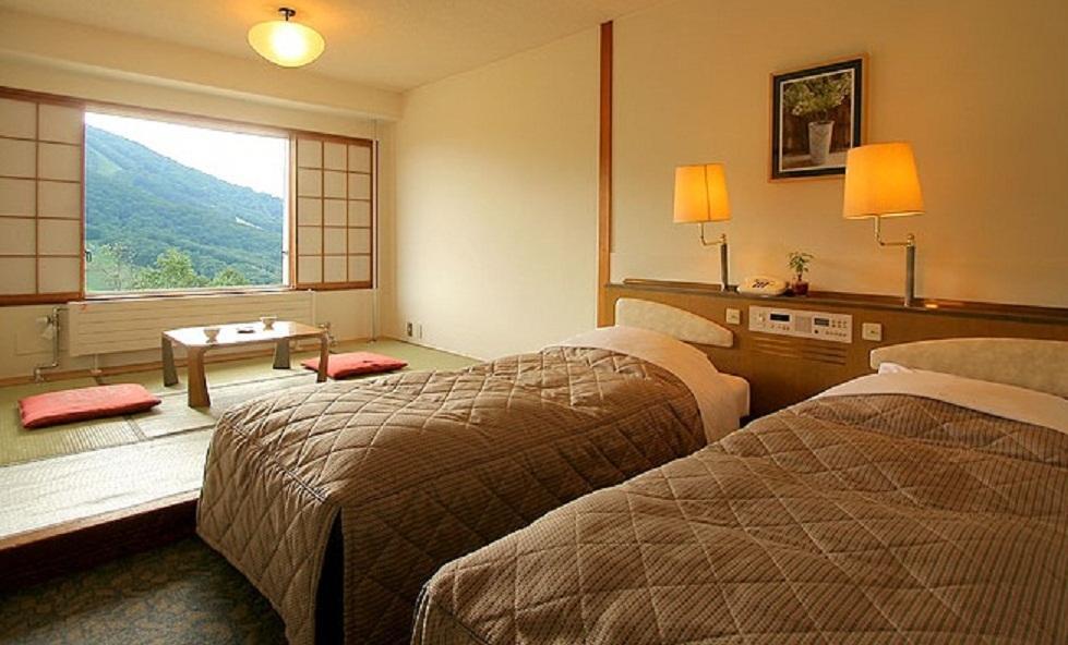 Madarao Kogen Hotel Iiyama Zimmer foto